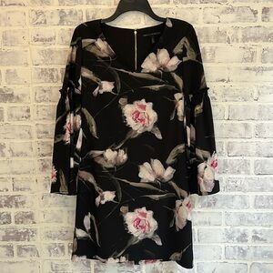 WHITE HOUSE BLACK MARKET Women’s Smocked Sleeve Lined V-Neck Shift Dress Size 2